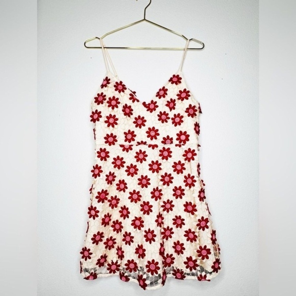 NWT La Maison Talulah Britain Mini Dress red daisy cream lace festival boho